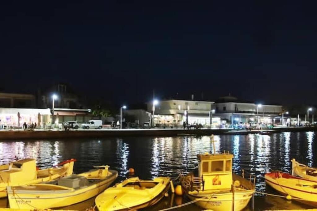 Πολυτελές Διαμέρισμα 3 Χαλκίδα-Παραλία Αυλίδος Paralia Avlidhos Buitenkant foto